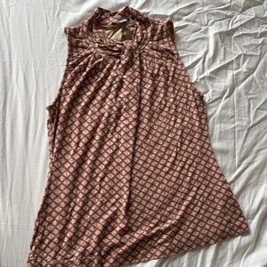 Banana Republic Sleeveless Tie Neck Blouse | Geo Print | Size S